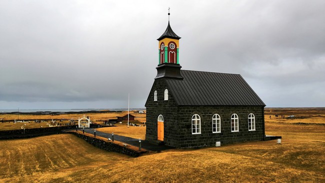 Hvalsneskirkja